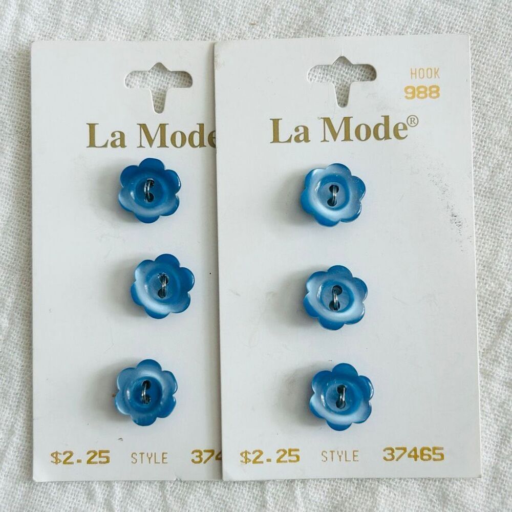 (6) Vintage La Mode Blue Flower Buttons Made in France